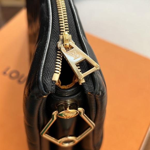 🔥Louis Vuitton Coussin MM - FULL SET with COA - Picture 10 of 16